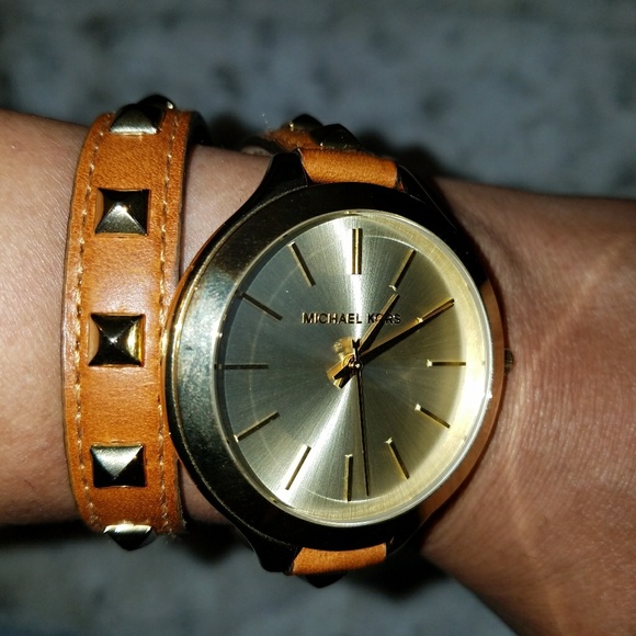 Michael Kors slim Runway watch w/wraparound band - Picture 5 of 5